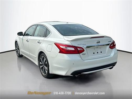 2016 Nissan Altima 3.5 SL