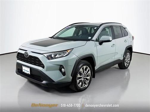 2020 Toyota RAV4 XLE Premium