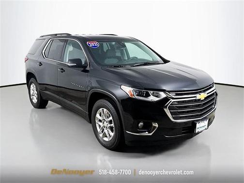2021 Chevrolet Traverse LT Cloth