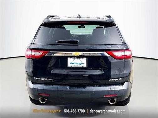 2021 Chevrolet Traverse LT Cloth