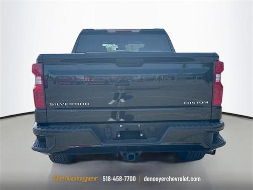2022 Chevrolet Silverado 1500 Custom