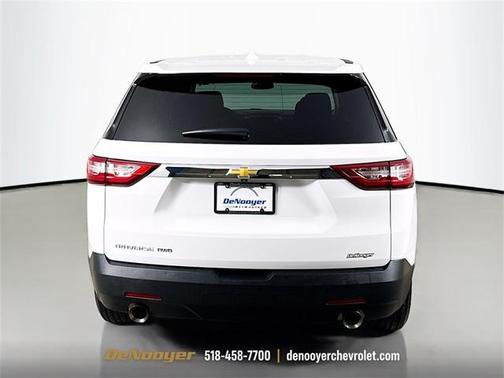 2021 Chevrolet Traverse LS