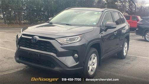 2019 Toyota RAV4 Hybrid XLE