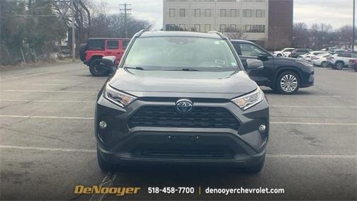 2019 Toyota RAV4 Hybrid XLE