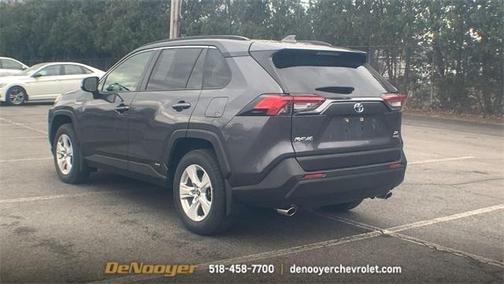 2019 Toyota RAV4 Hybrid XLE