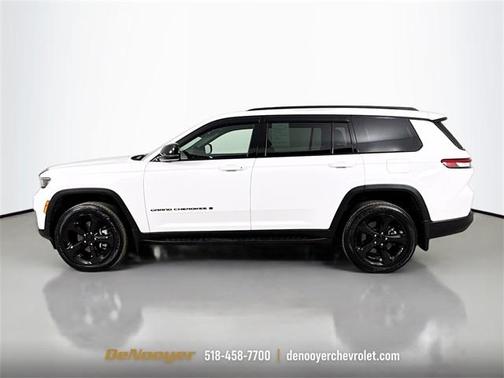2024 Jeep Grand Cherokee L Laredo