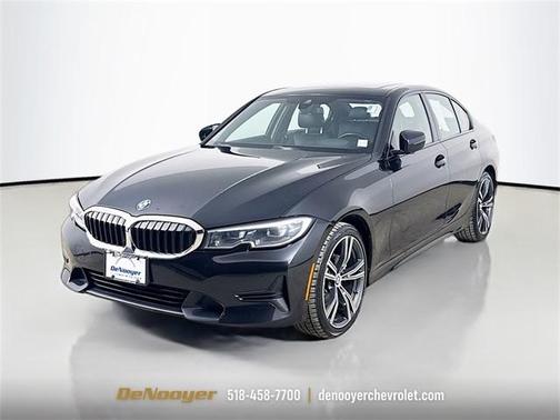 2022 BMW 330 i xDrive