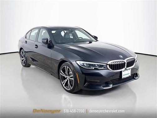 2022 BMW 330 i xDrive