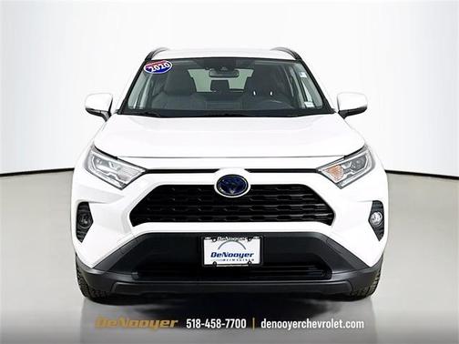 2020 Toyota RAV4 Hybrid XLE