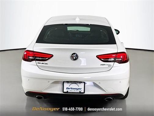 2018 Buick Regal Sportback Preferred II