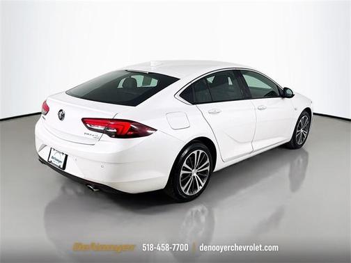2018 Buick Regal Sportback Preferred II