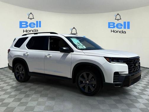 Platinum White Pearl 2026 Honda Pilot Sport