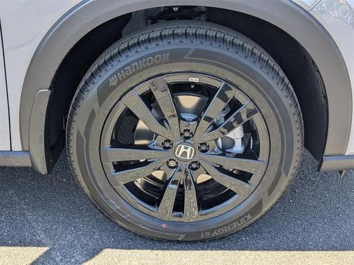 2026 Honda HR-V 2WD Sport