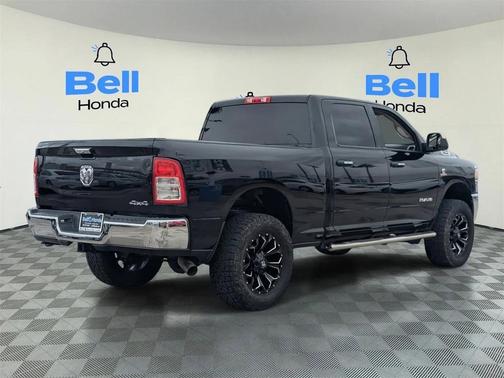 2019 RAM 2500 Big Horn Crew Cab 4x4 6'4' Box