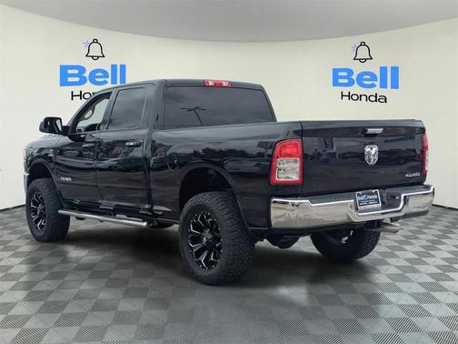 2019 RAM 2500 Big Horn Crew Cab 4x4 6'4' Box