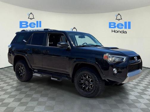 Midnight Black Metallic 2018 Toyota 4Runner TRD Off Road Premium