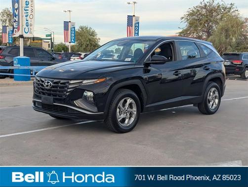 2023 Hyundai TUCSON SE