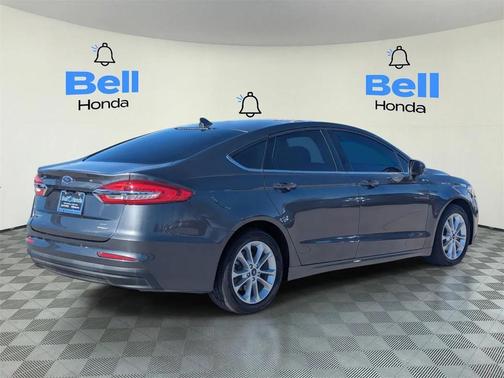 2020 Ford Fusion Hybrid SE