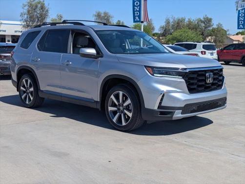 2025 Honda Pilot Touring 8-Passenger