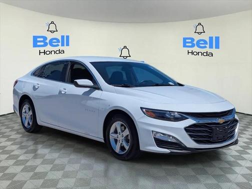 2022 Chevrolet Malibu FWD LT
