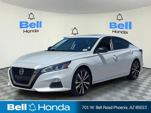 Pearl White Tricoat 2021 Nissan Altima SR FWD
