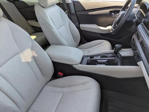 2025 Honda Accord LX 1.5T