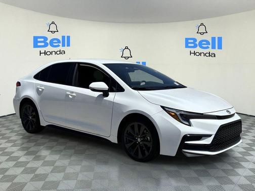 Ice Cap 2026 Toyota Corolla SE