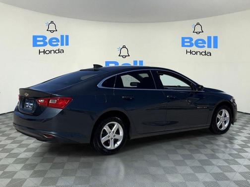 Shadow Gray Metallic 2020 Chevrolet Malibu 1LS