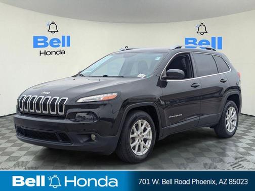 Brilliant Black Crystal Pearlcoat 2016 Jeep Cherokee Latitude