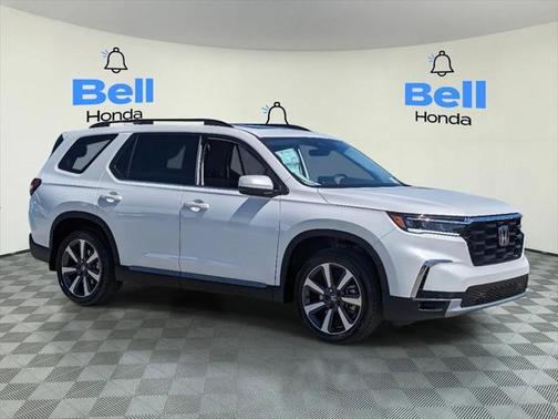2025 Honda Pilot Touring 8-Passenger