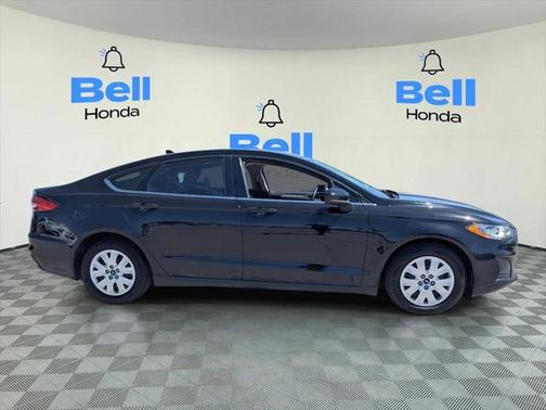 2020 Ford Fusion S
