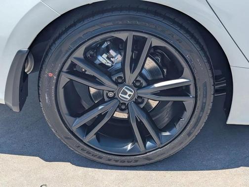 Platinum White Pearl 2026 Honda Civic Si Base