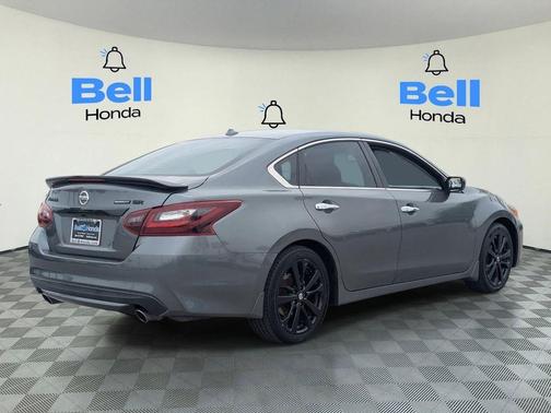 Gun Metallic 2018 Nissan Altima 2.5 SR