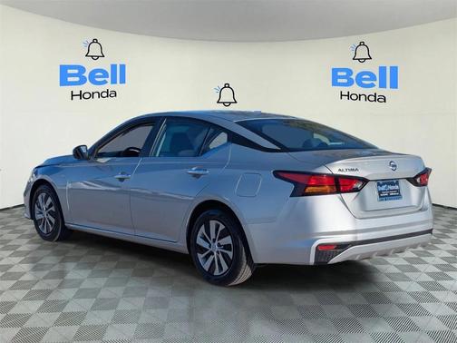 2022 Nissan Altima S FWD