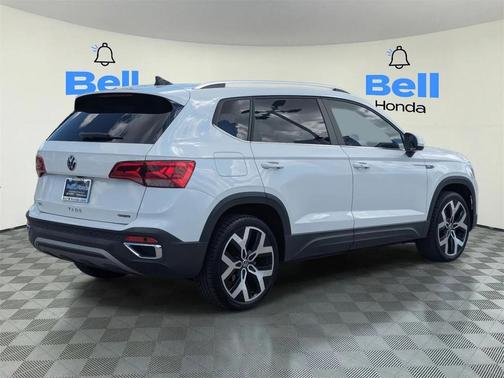 2022 Volkswagen Taos 1.5T SEL