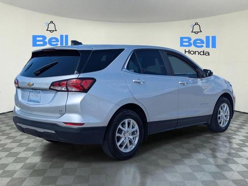 Silver Ice Metallic 2022 Chevrolet Equinox 1LT
