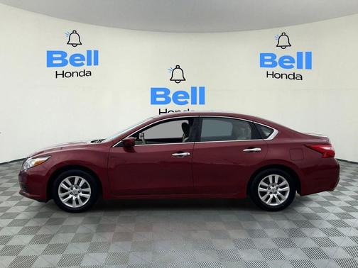Cayenne Red 2016 Nissan Altima 2.5 S