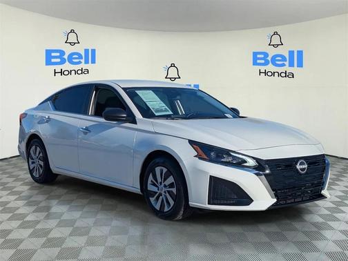 2025 Nissan Altima S FWD