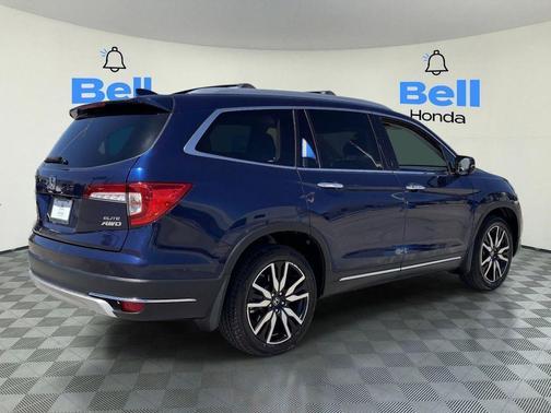 2020 Honda Pilot AWD Elite