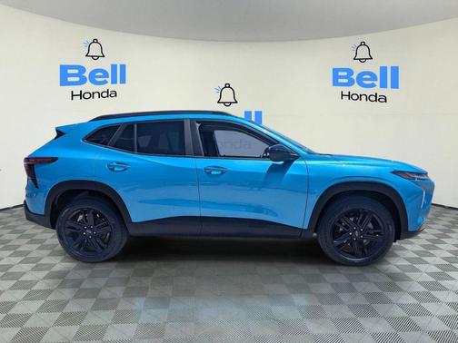 Marina Blue Metallic 2025 Chevrolet Trax FWD ACTIV