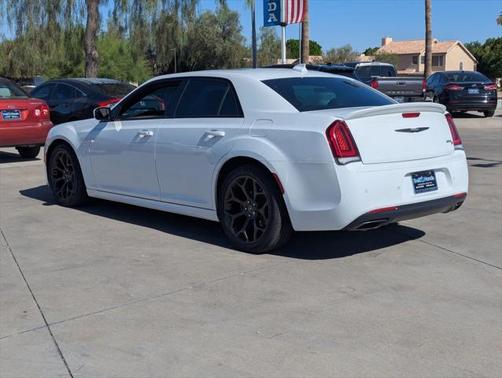 2017 Chrysler 300 S