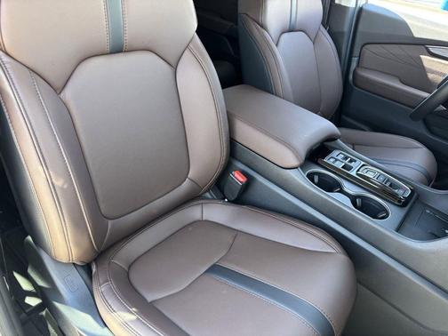 PLATINUM WHITE 2026 Honda Pilot Touring 8-Passenger