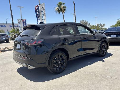 2025 Honda HR-V 2WD Sport