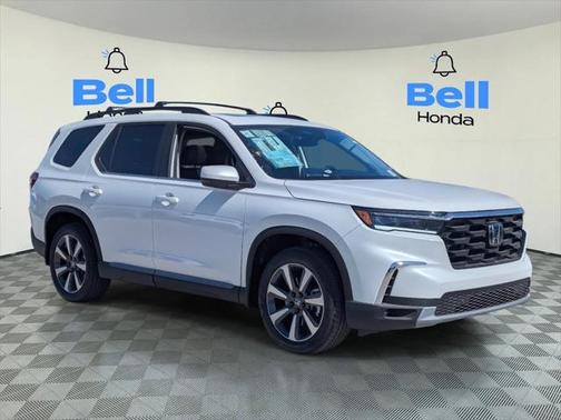 2025 Honda Pilot Touring 8-Passenger