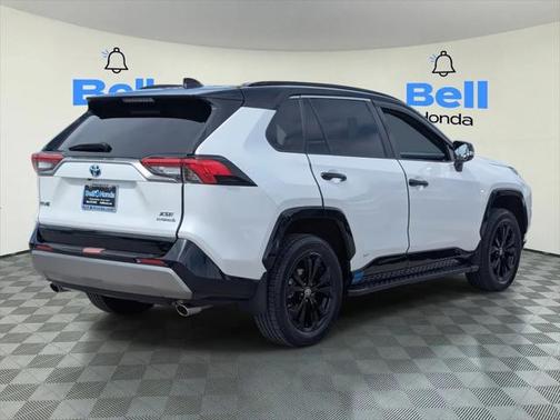 2023 Toyota RAV4 Hybrid SE