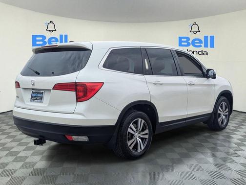 White Diamond Pearl 2017 Honda Pilot EX-L