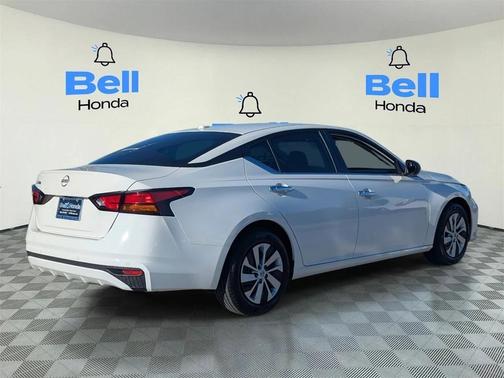 2025 Nissan Altima S FWD