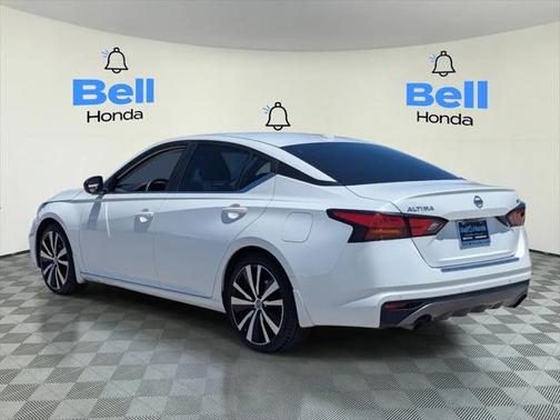 2020 Nissan Altima SR FWD