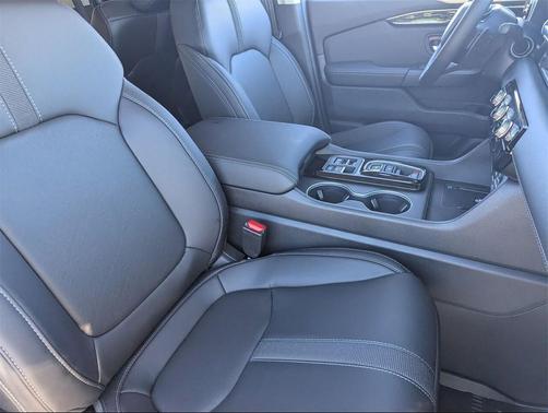 2025 Honda Pilot Touring 8-Passenger