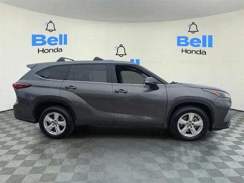 2022 Toyota Highlander Hybrid LE